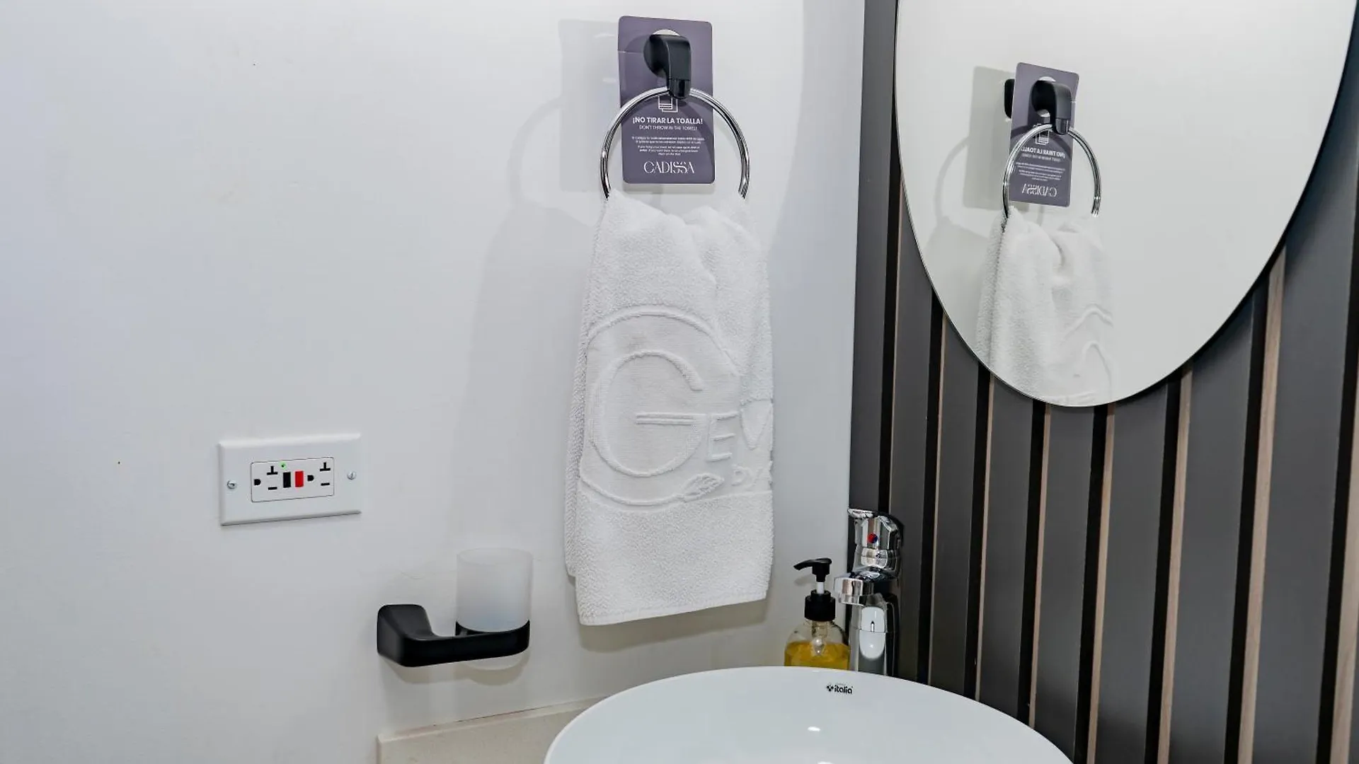 Apartamentos Gema Lujosos En Laureles Medellin Colombia