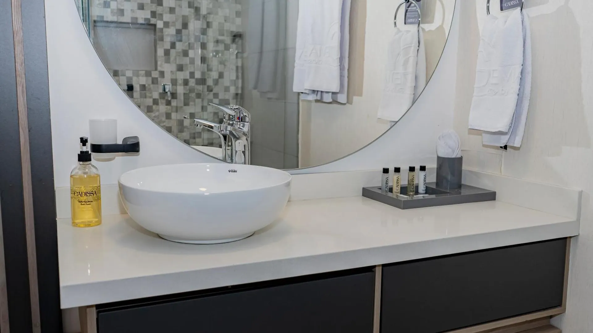 Apartamentos Gema Lujosos En Laureles Medellin Apartment