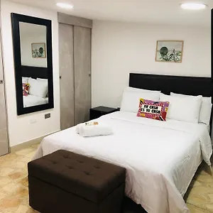 Hermoso En El Corazon De Laureles Medellín